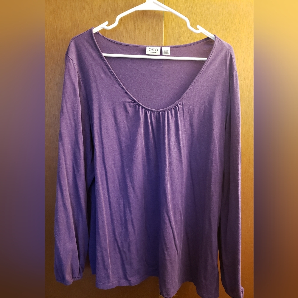 (SOLD) Long-sleeve Scoop-neck Top